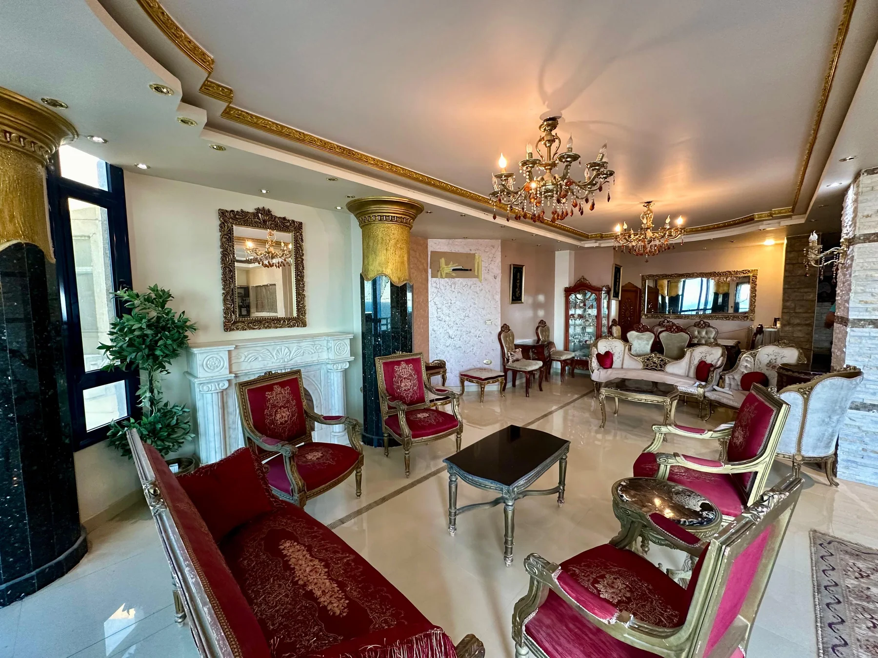 Panoramic Sea-View Four-Bedroom Apartment in Qiadat