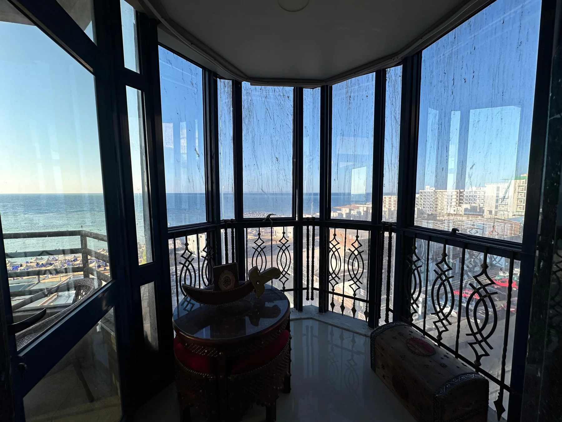 Panoramic Sea-View Four-Bedroom Apartment in Qiadat