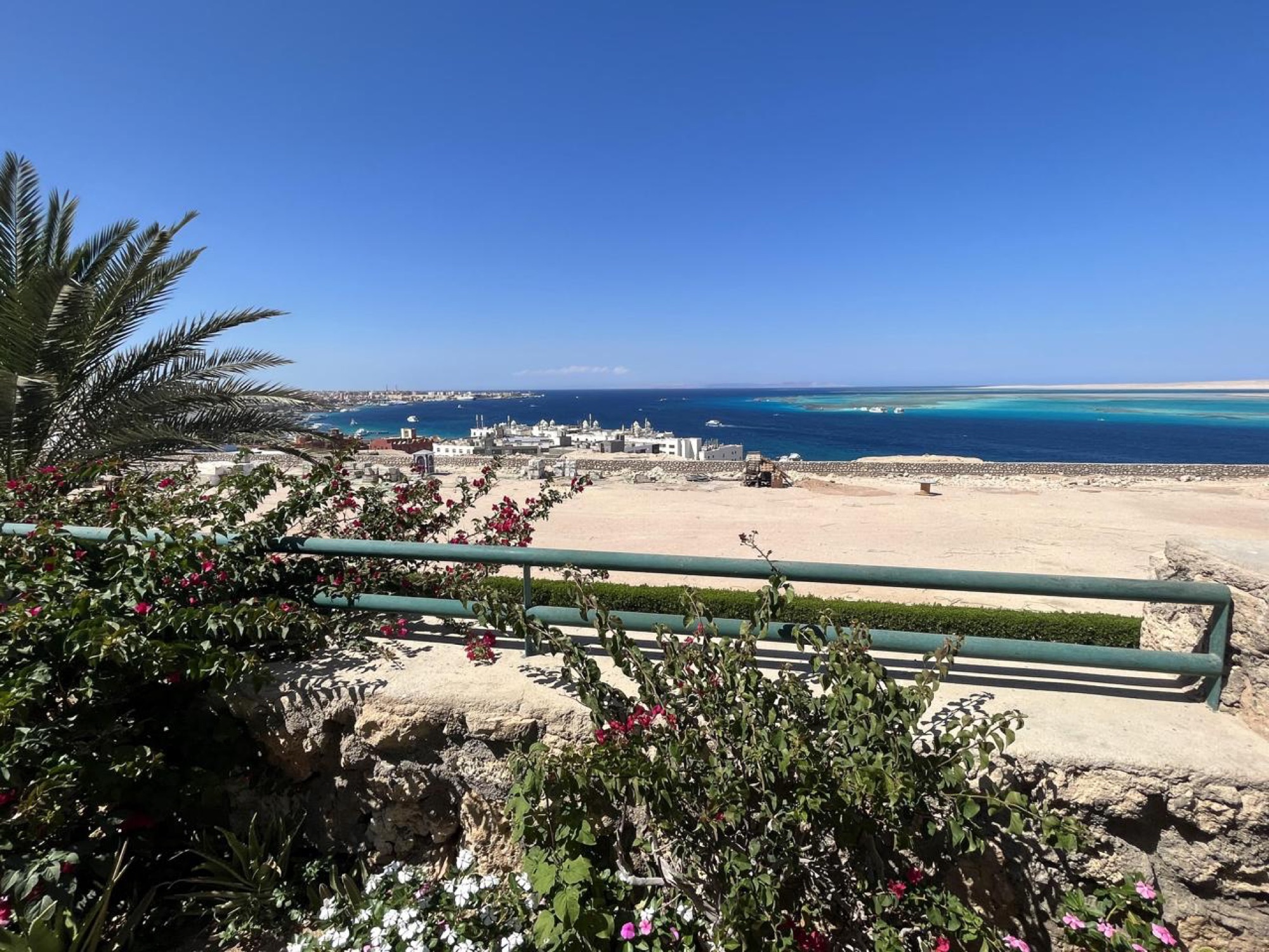 Furnished One-Bedroom Apartment at The View, Hurghada
