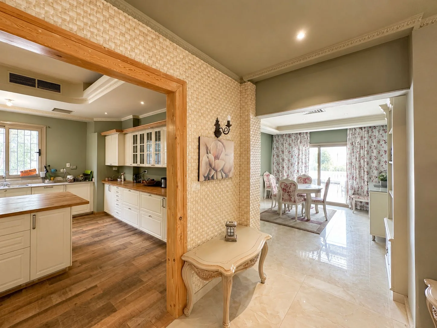 Private Residential Palace in Central Hurghada