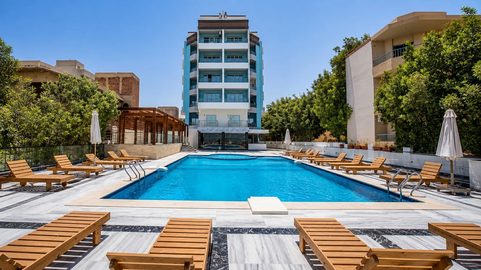 Studio and beachfront resort in Al Ahyaa – view 2