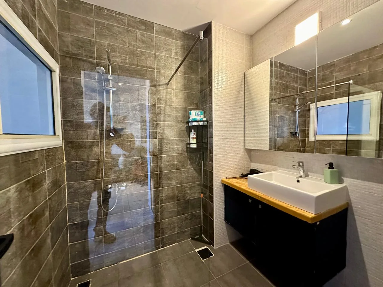 Two-Bedroom Sea-View Apartment in Hurghada City Centre