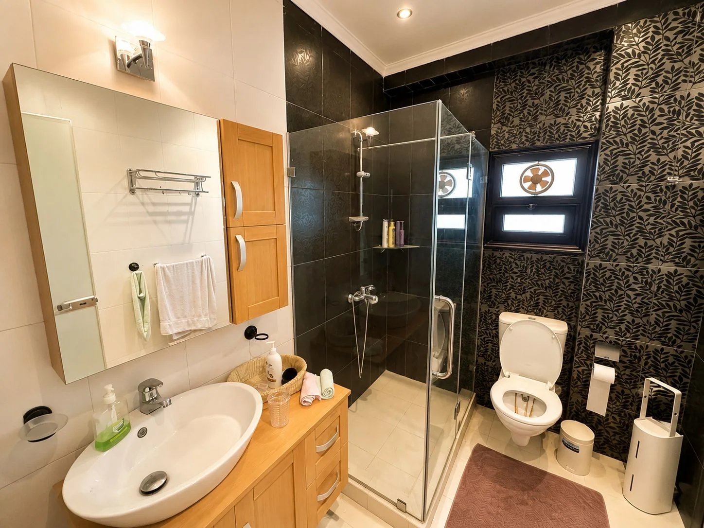 Private Residential Palace in Central Hurghada