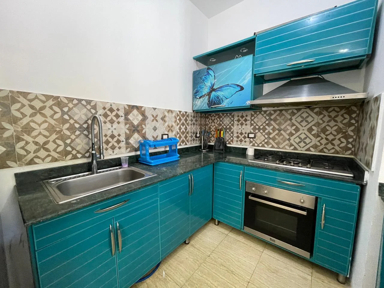 Four-Bedroom Beach-Access Villa in Sahl Hasheesh