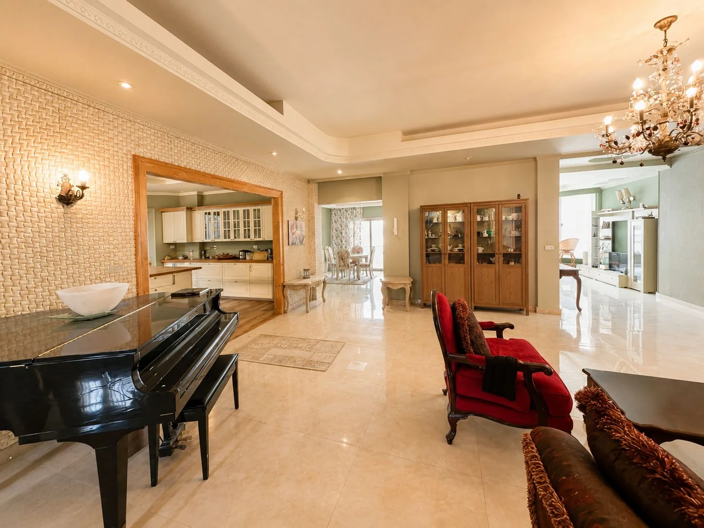 Private Residential Palace in Central Hurghada