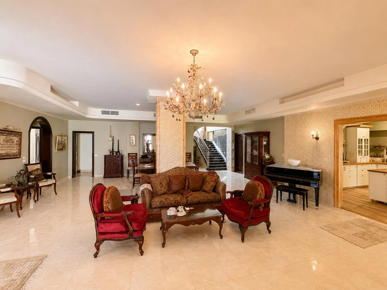 Private Residential Palace in Central Hurghada