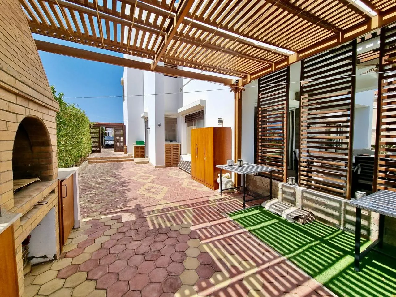 Four-Bedroom Sea-View Villa in Jamaran, Sahl Hasheesh