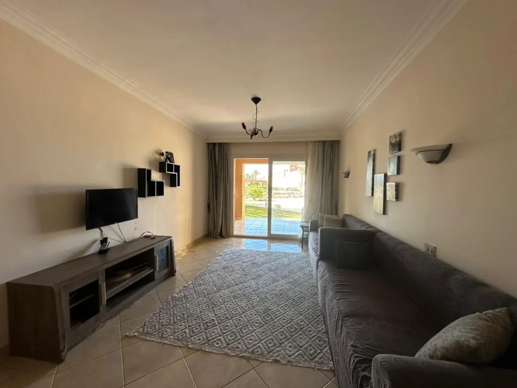 Two-Bedroom Garden Apartment in Sahl Hasheesh