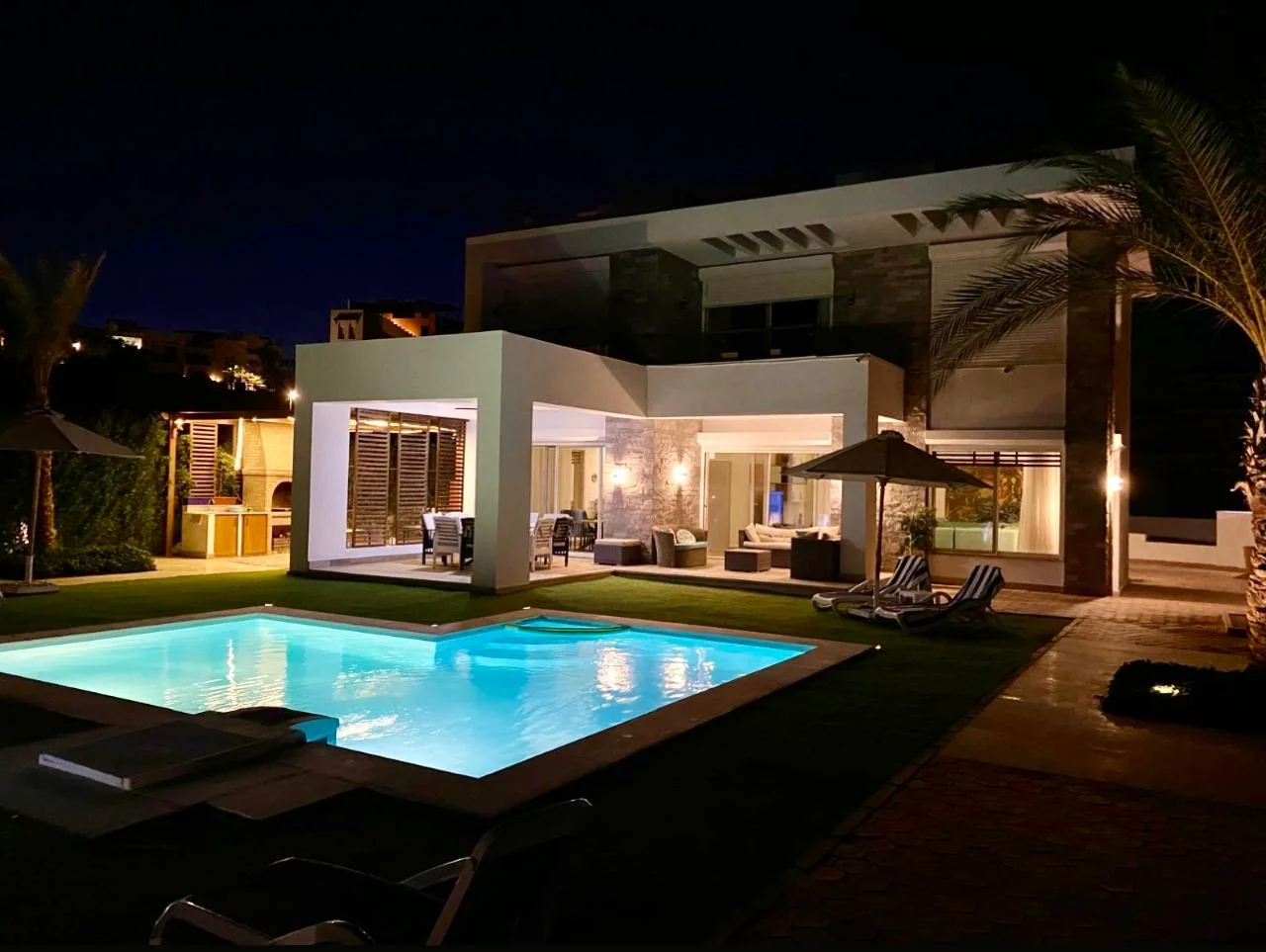 Four-Bedroom Sea-View Villa in Jamaran, Sahl Hasheesh